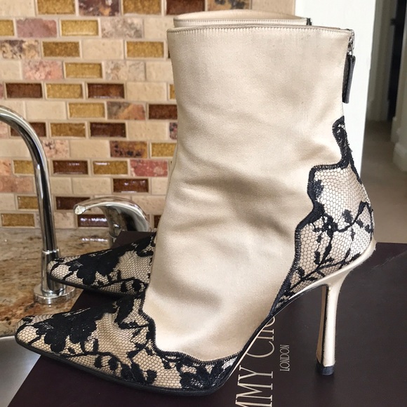 Jimmy Choo vintage nude satin black lace boots - Picture 5 of 12